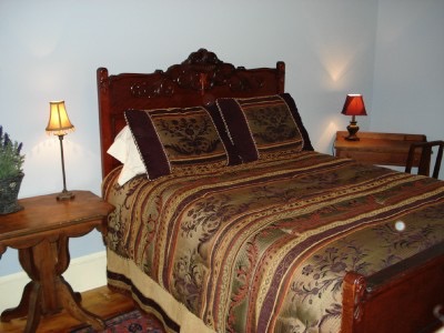 Deer Head Inn | 5 Main St, Delaware Water Gap, PA 18327 | Phone: (570) 424-2000