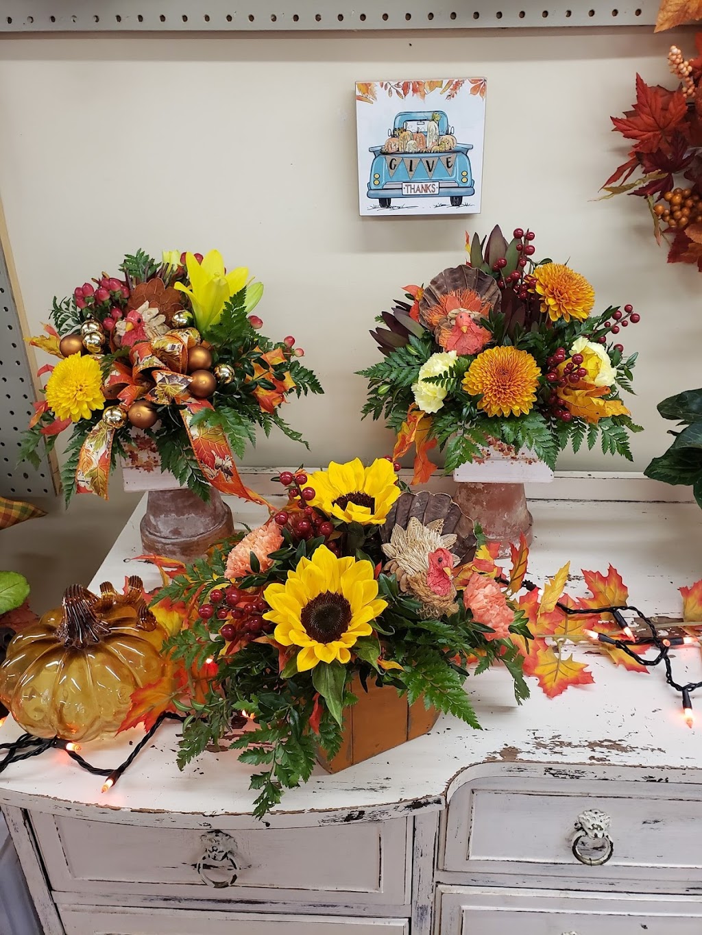Town & Country Nurseries and Florist | 1036 Saybrook Rd, Haddam, CT 06438 | Phone: (860) 345-8581