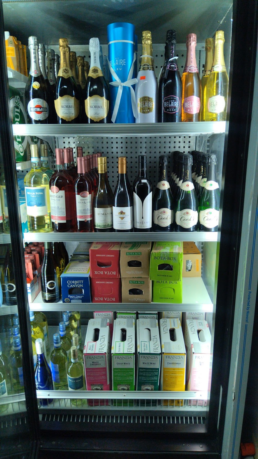 Russell Package Store & Deli | W Main St, Russell, MA 01071 | Phone: (413) 862-3690