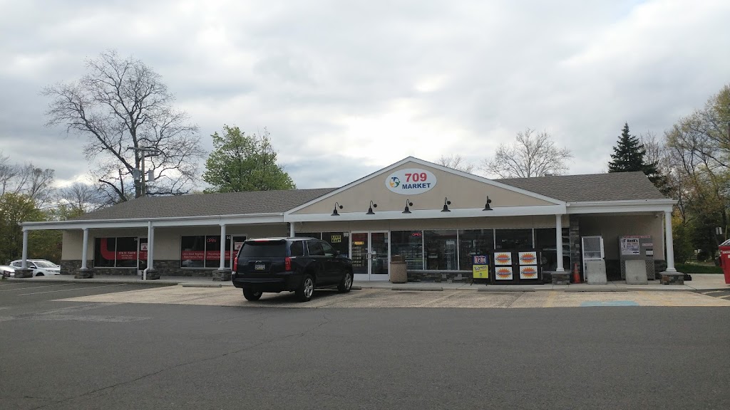 709 Market | 100 N Wales Rd, Lansdale, PA 19446 | Phone: (215) 362-4590