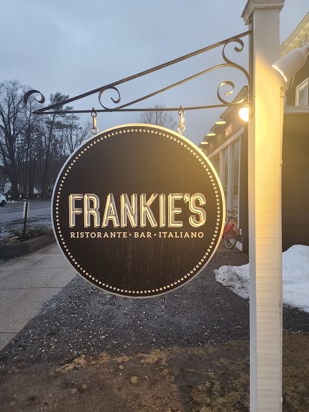 Frankies | 80 Main St, Lenox, MA 01240 | Phone: (413) 637-4455