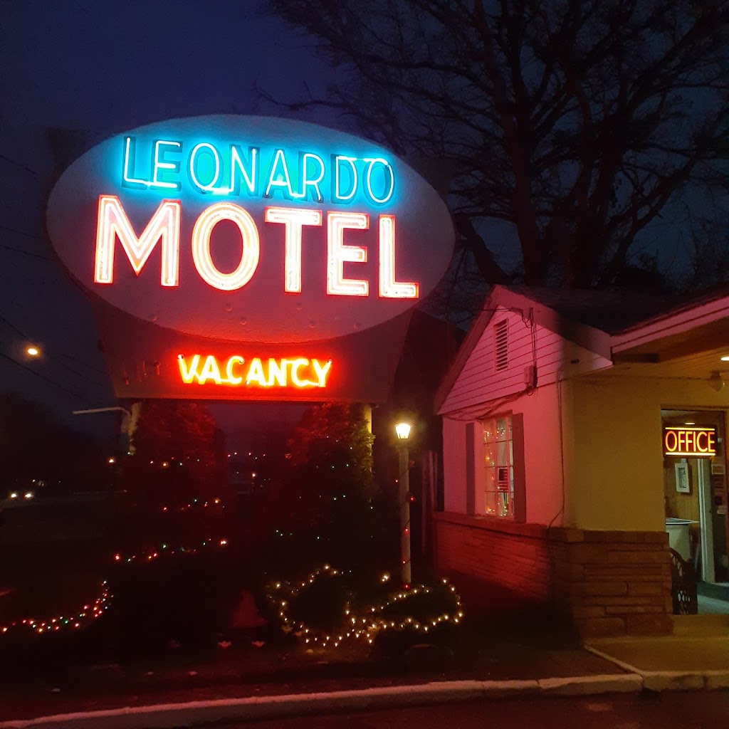 Leonardo Motel | 840 NJ-36, Leonardo, NJ 07737 | Phone: (732) 291-9527