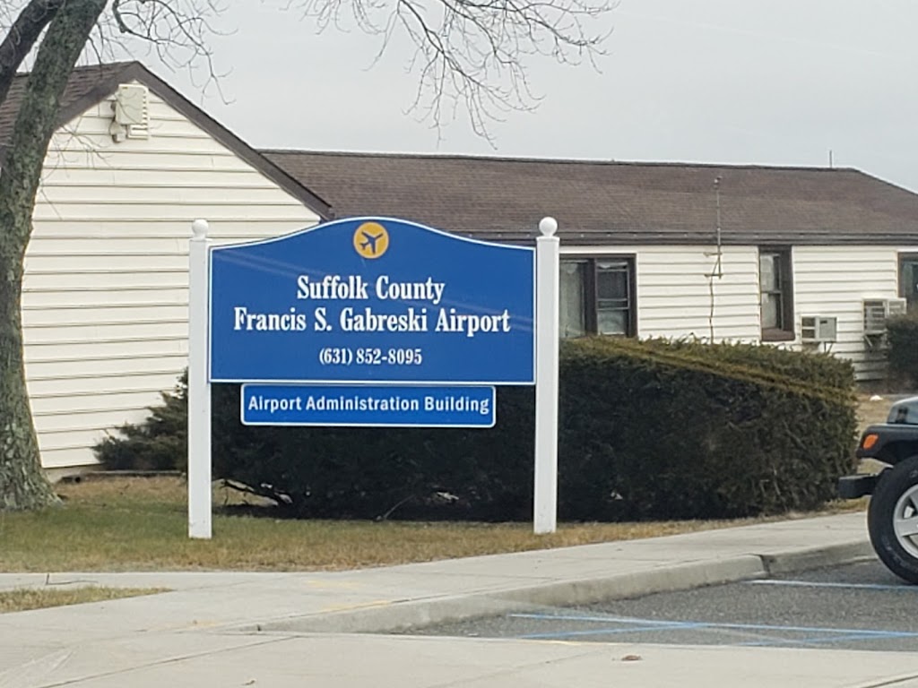 Francis S. Gabreski Airport | Sheldon Way, Westhampton Beach, NY 11978 | Phone: (631) 852-8095