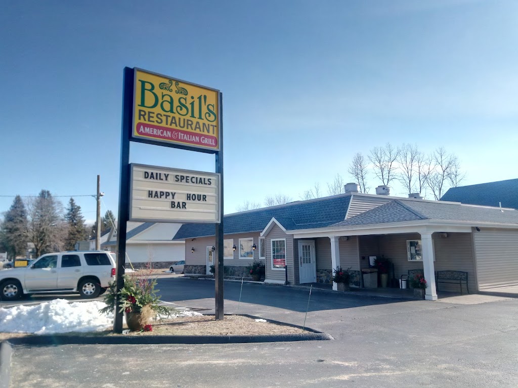 Basils Restaurant | 64 W Stafford Rd, Stafford, CT 06076 | Phone: (860) 684-9000