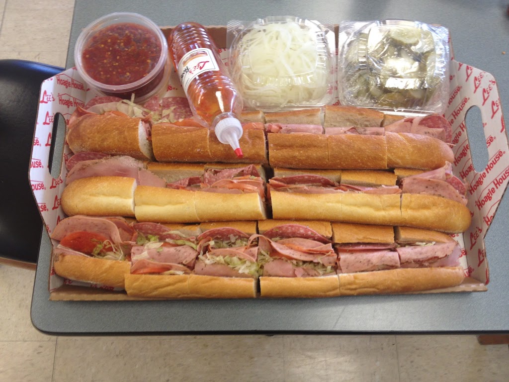 Lees Hoagie House Southampton | 26 Second Street Pike, Southampton, PA 18966 | Phone: (215) 322-2500