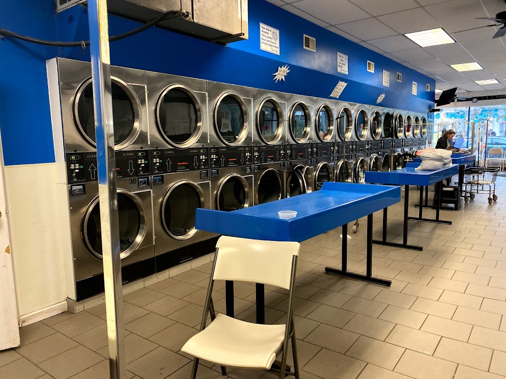 Broadway Laundromat | 301 Broadway, Lynbrook, NY 11563 | Phone: (516) 284-6184