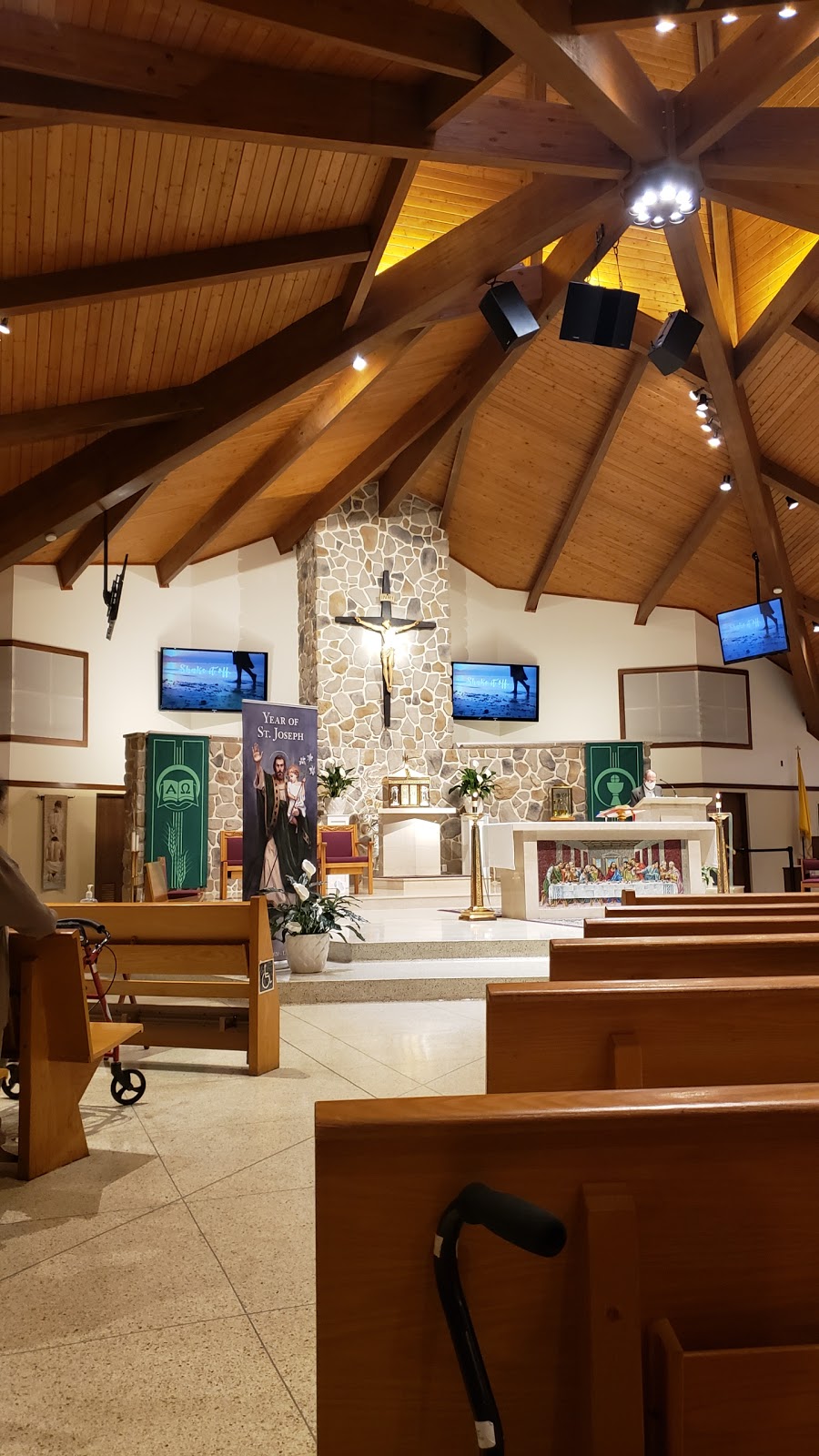 St Charles Borromeo RC Church | 176 Stagecoach Rd, Sicklerville, NJ 08081 | Phone: (856) 629-0411