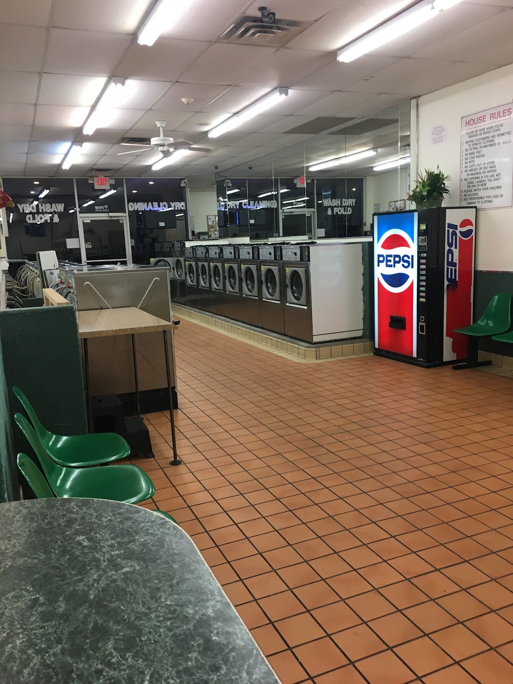 Dutchess Park Laundromat | 1545 NY-52, Fishkill, NY 12524 | Phone: (845) 896-5371