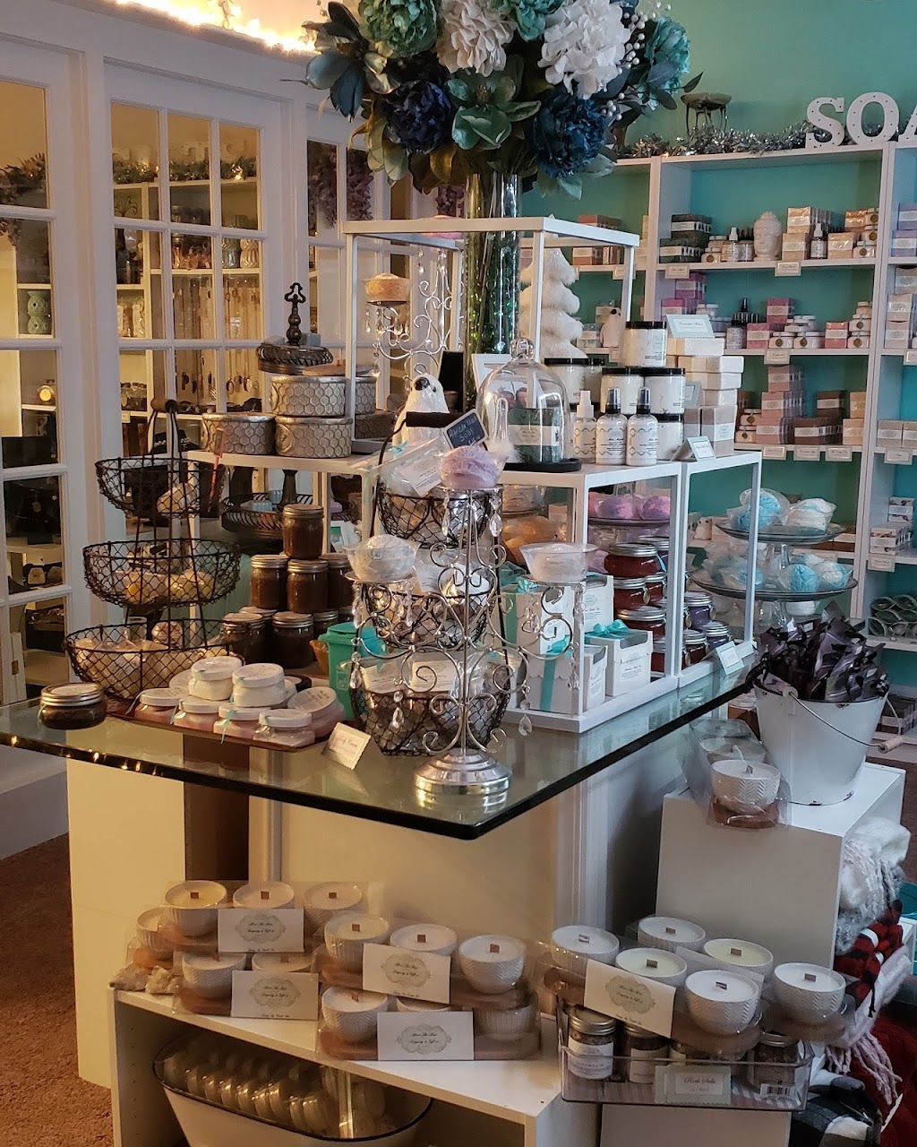 Above The Bar Soapery & Gift Co | 864 PA-940 Suite #102, Pocono Lake, PA 18347 | Phone: (570) 972-0295