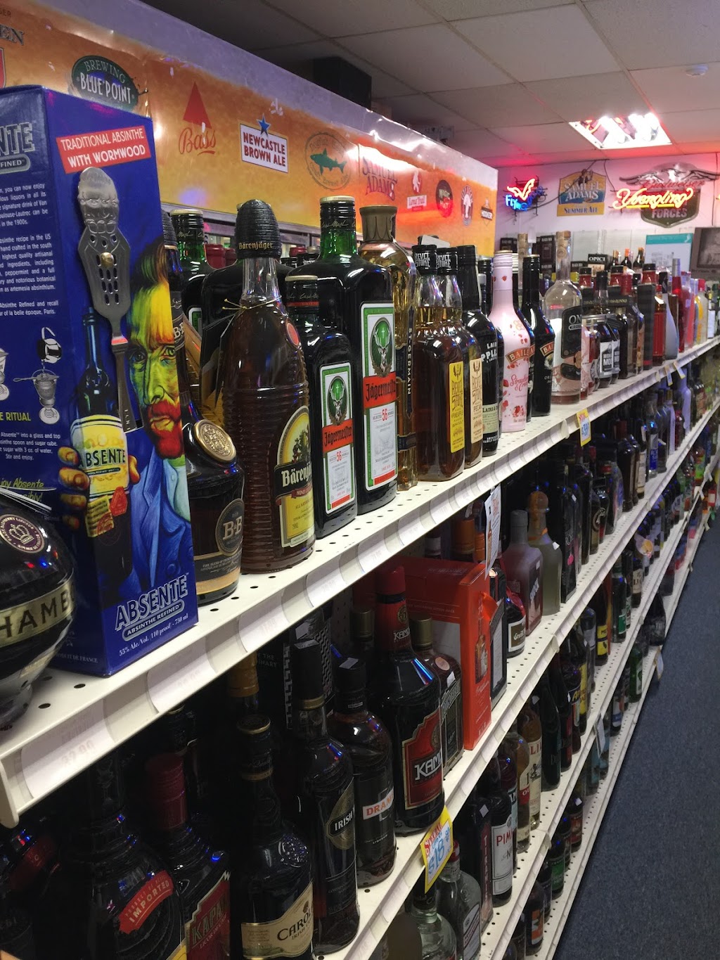 Bristol Wine & Spirits | 274 Middle St, Bristol, CT 06010 | Phone: (860) 583-2664