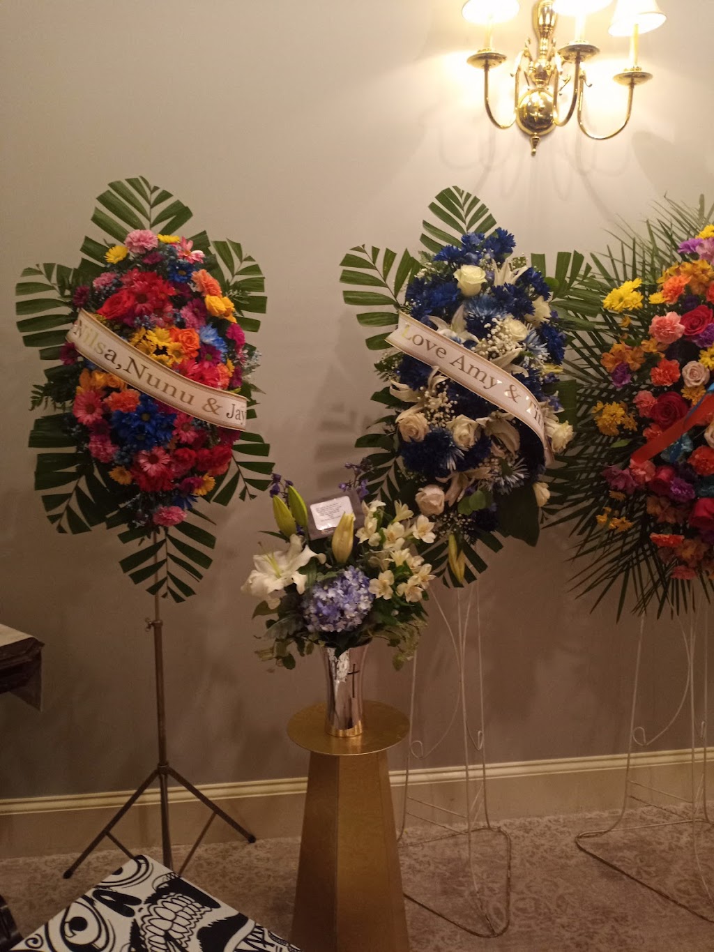Abriola Parkview Funeral Home | 419 White Plains Rd, Trumbull, CT 06611 | Phone: (203) 373-1013