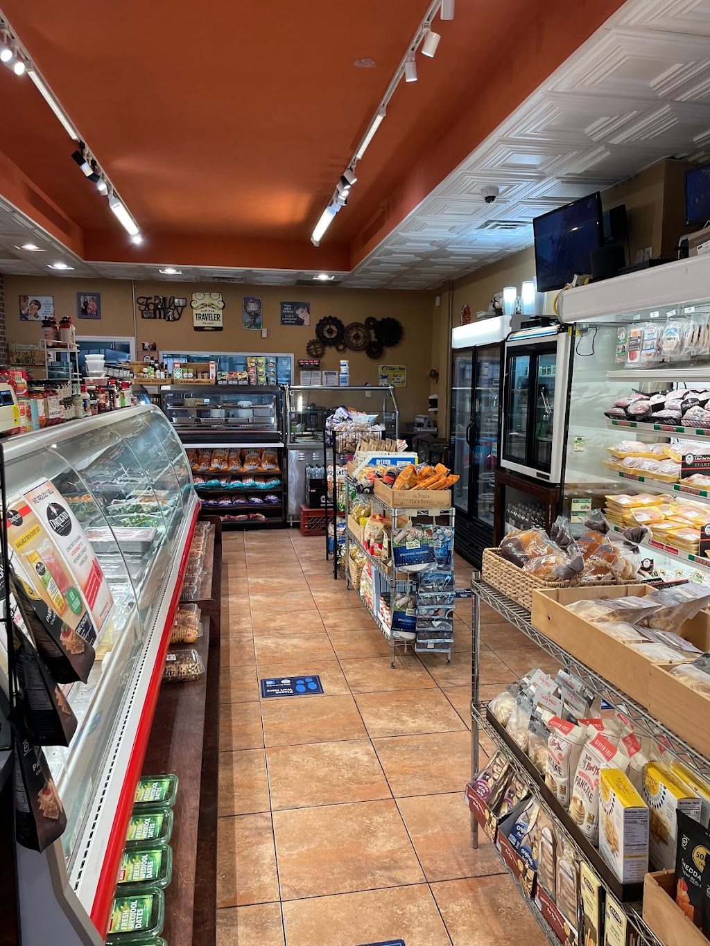 Queens Natural Meats | 15915 Horace Harding Expy, Queens, NY 11365 | Phone: (718) 358-1800