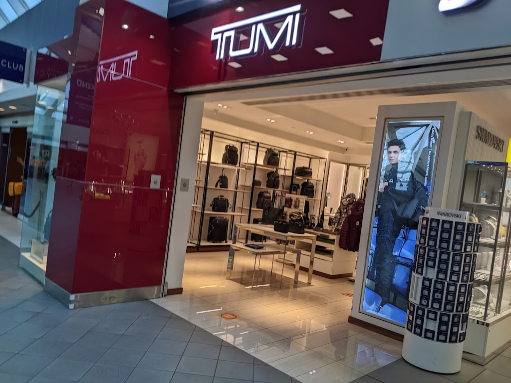 Tumi Store - LaGuardia Airport | LaGuardia Airport, Terminal C, Queens, NY 11371 | Phone: (929) 202-4093