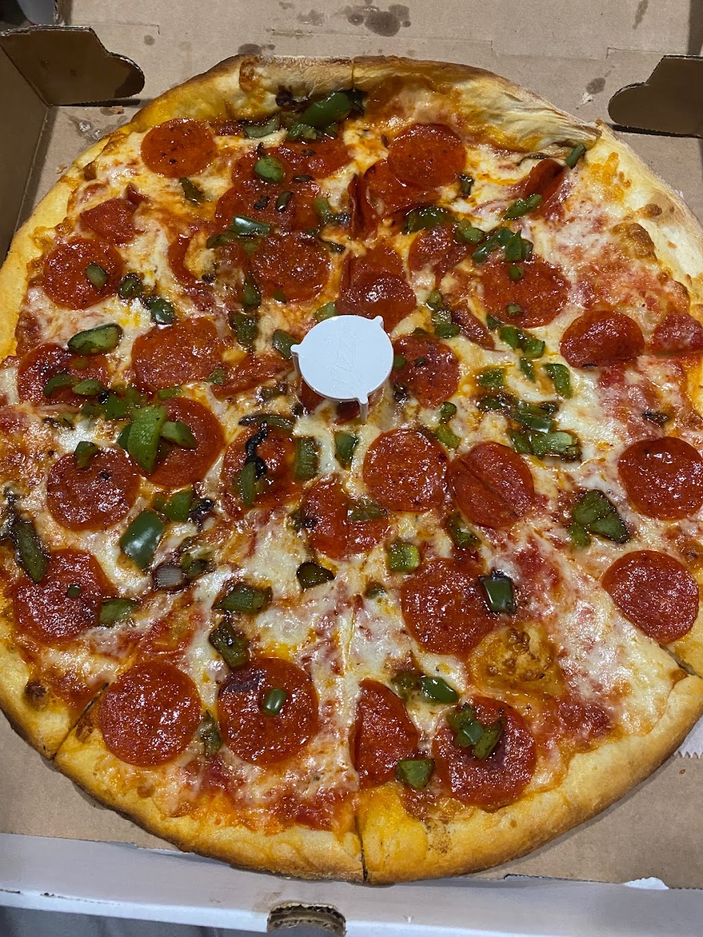 Perfettos Pizza 2 Burlington | 1300 US-130, Burlington, NJ 08016 | Phone: (609) 733-3172
