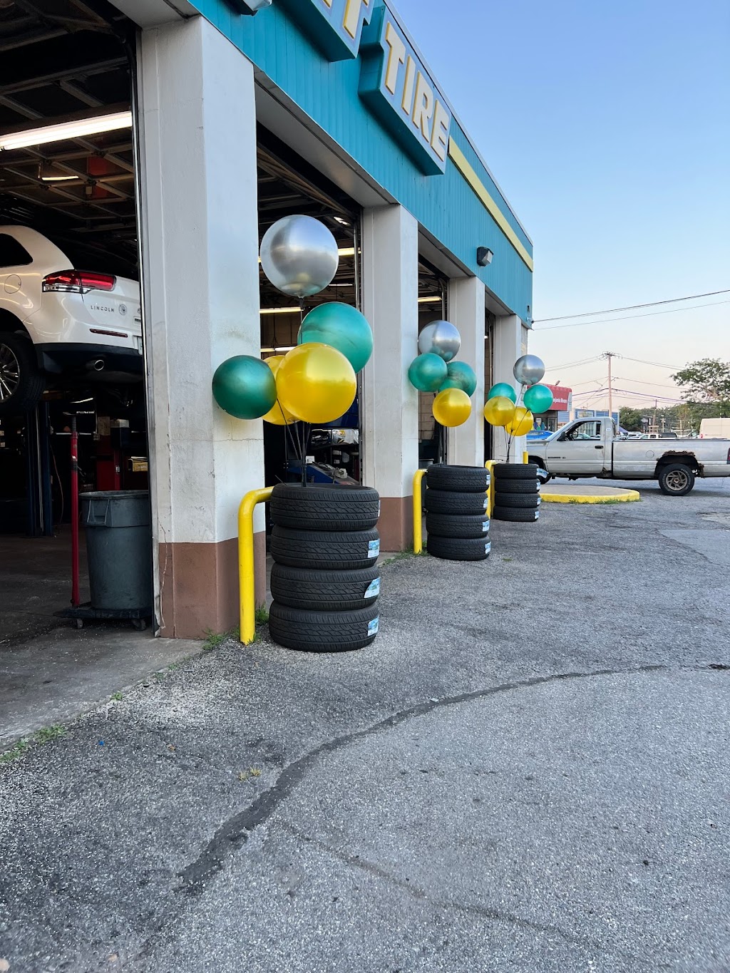 Mavis Discount Tire | 393 Middle Country Rd, Smithtown, NY 11787 | Phone: (631) 307-4822