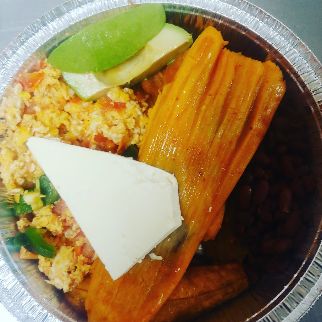 EL Rincón De Sabores | 980 Old Country Rd, Westbury, NY 11590 | Phone: (516) 334-2055