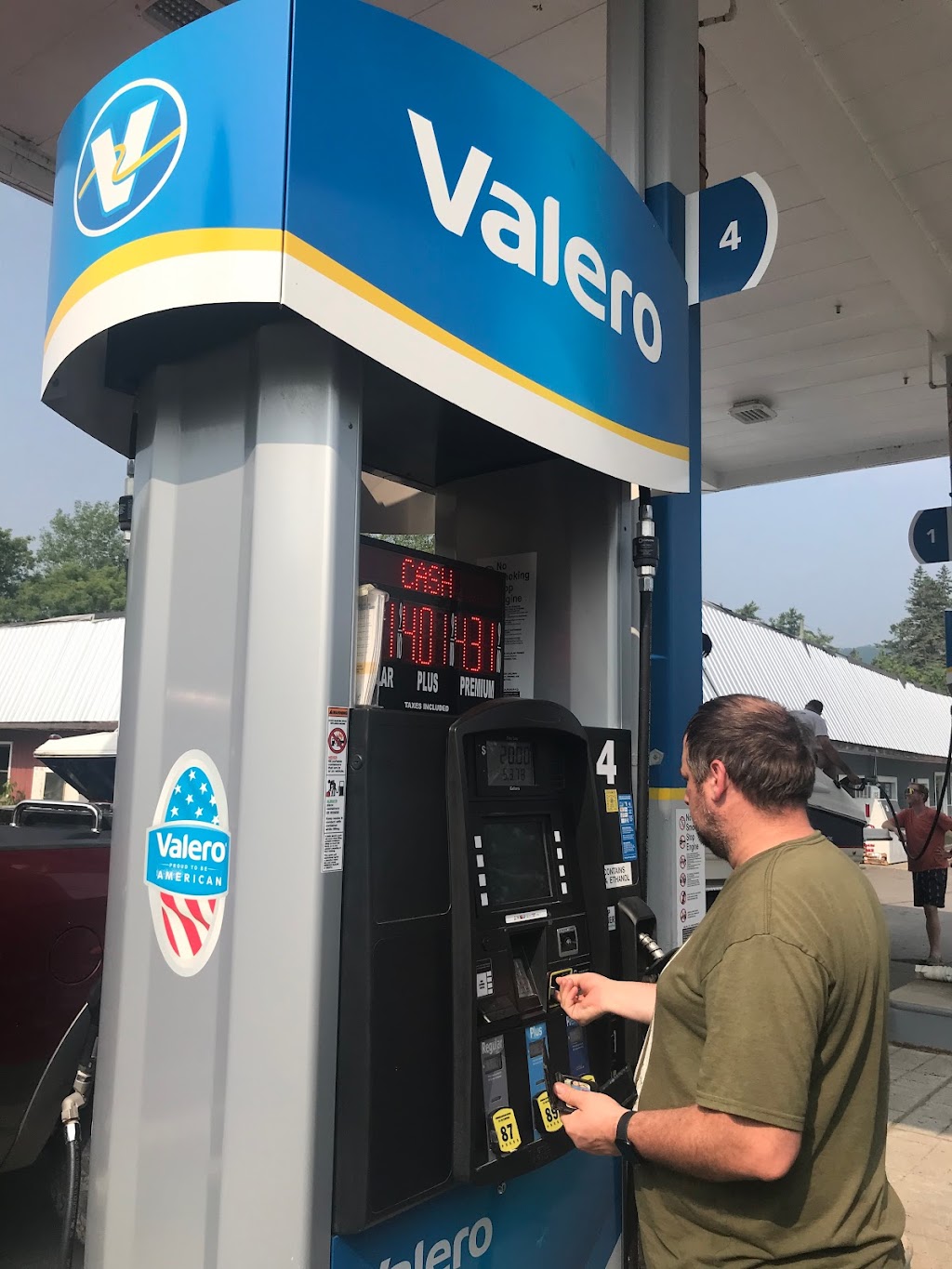 Valero Gas Station | 1011 NY-22, Brewster, NY 10509 | Phone: (845) 279-4001