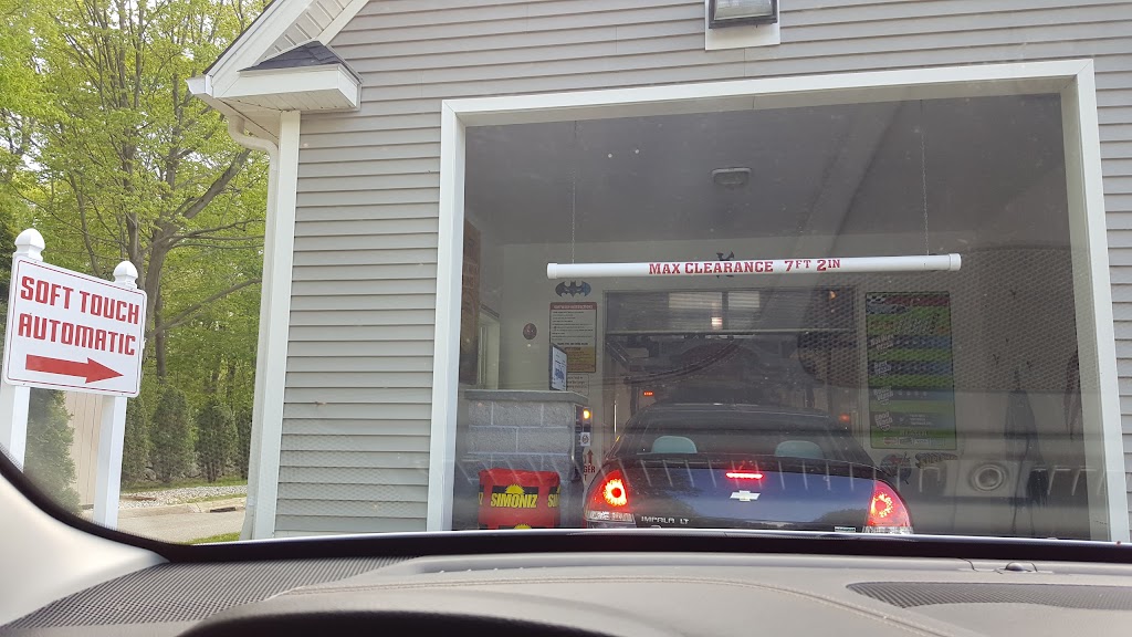 Belltown Super Shine Car Wash | 37 W High St, East Hampton, CT 06424 | Phone: (860) 365-0001