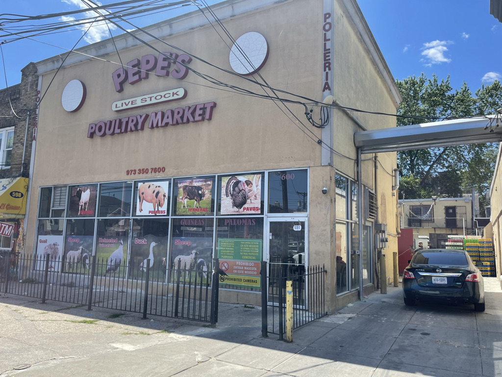 Pepes Poultry Market LLC | 602 Broadway, Newark, NJ 07104 | Phone: (973) 350-7600