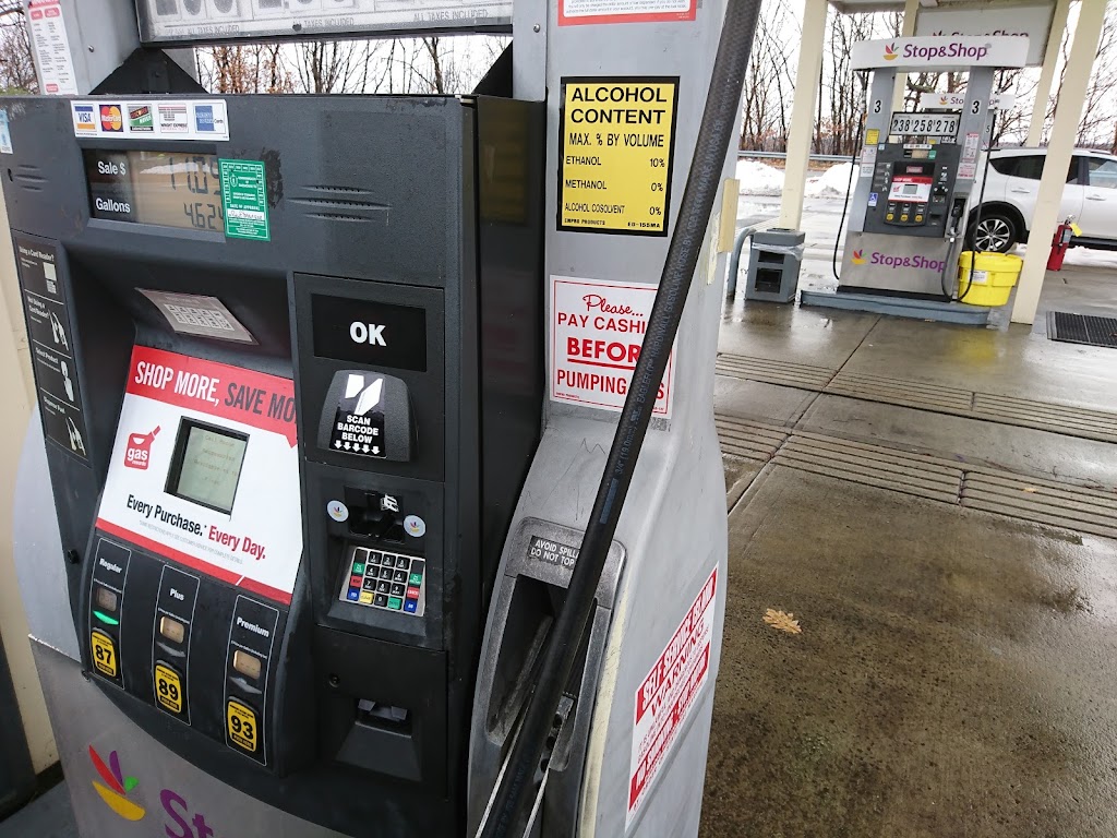 Gas Station - Stop and Shop | 28 Lincoln St, Holyoke, MA 01040 | Phone: (413) 536-1247