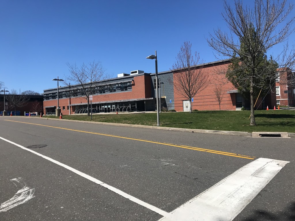 Nathan Hale School | 480 Townsend Ave, New Haven, CT 06512 | Phone: (475) 220-4200