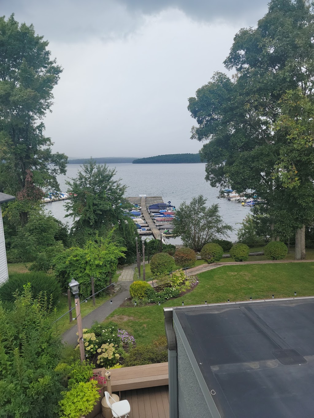 The Dock on Wallenpaupack | 201 PA-507, Hawley, PA 18428 | Phone: (570) 226-2124