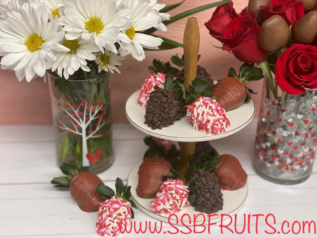 Bousquet’s Fruit Bouquets & Sweet Shoppe | 1320 E Main St, Meriden, CT 06450 | Phone: (203) 605-6630