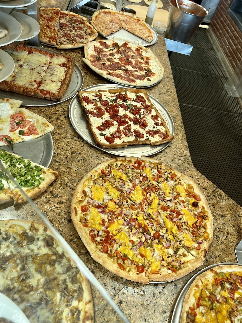 Franks Pizza & Restaurant | 1900 NJ-70, Lakewood, NJ 08701 | Phone: (732) 477-4103