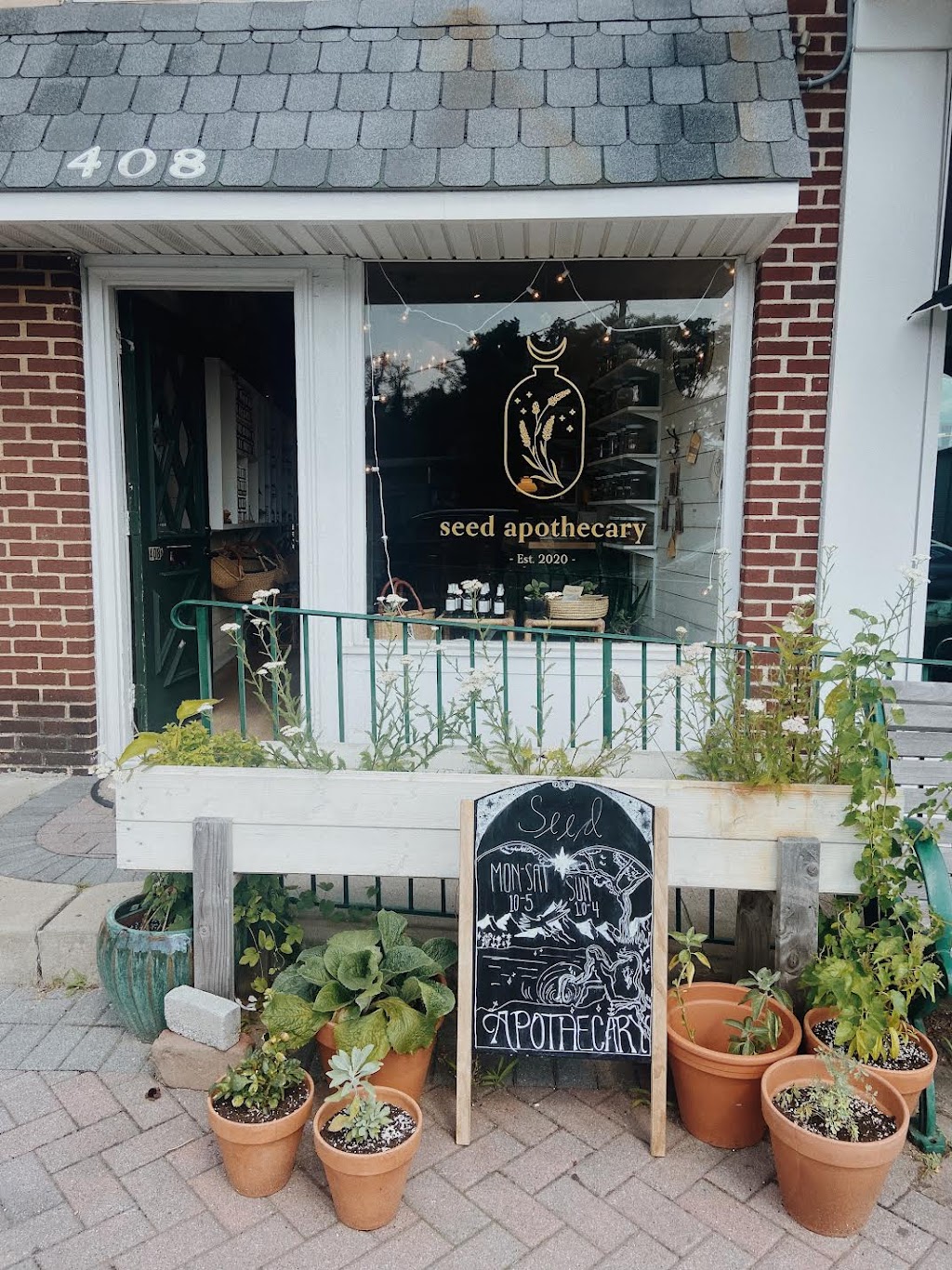 Of the Earth Apothecary | 408 Main St, Avon-By-The-Sea, NJ 07717 | Phone: (732) 361-5616