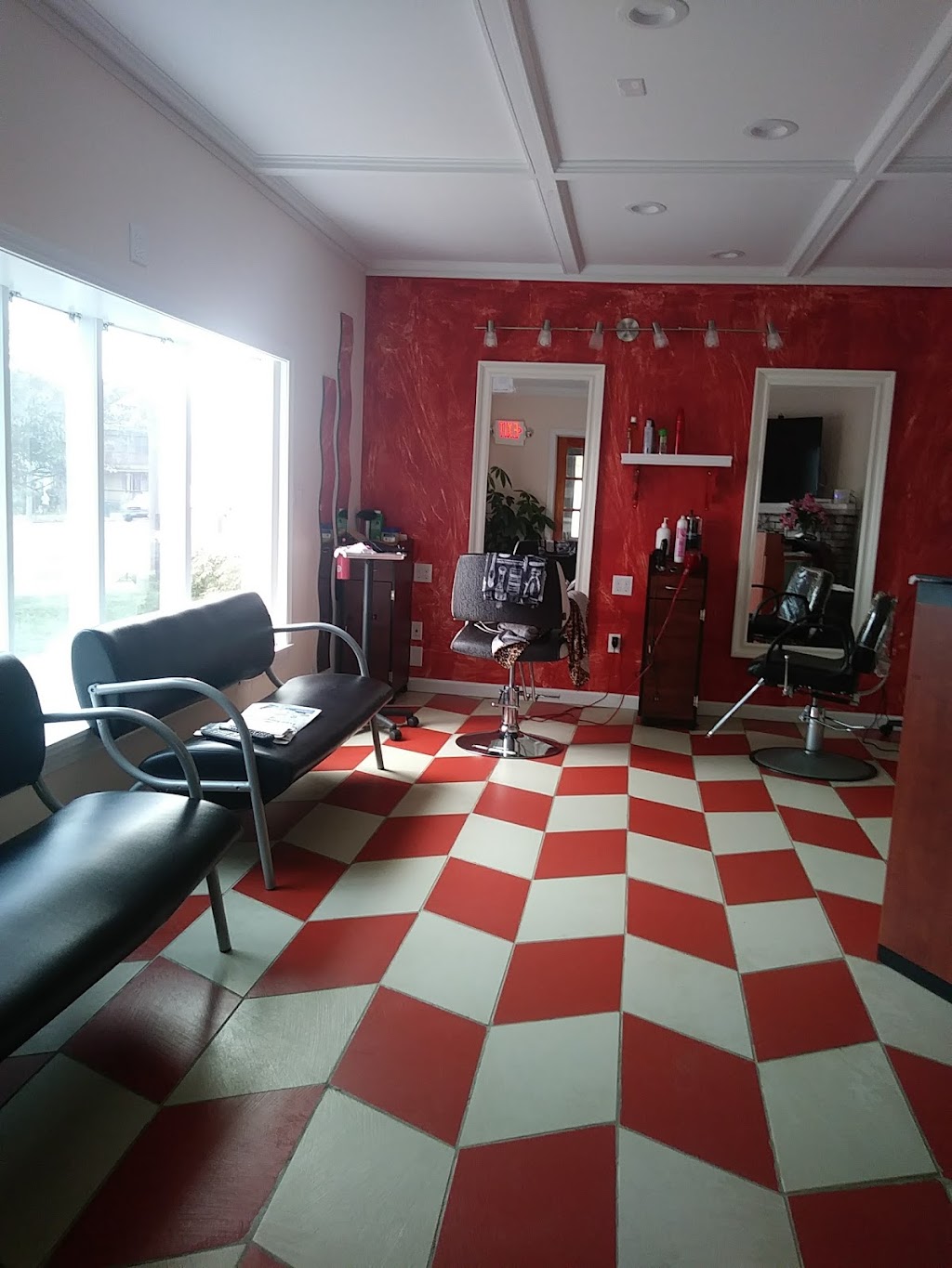 Dignas Hair Salon | 1788 Dixwell Ave, Hamden, CT 06514 | Phone: (203) 824-8537