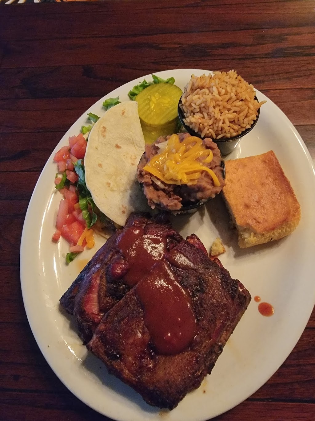 Woods Pit BBQ & Mexican Cafe | 123 Bantam Lake Rd, Bantam, CT 06750 | Phone: (860) 567-9869