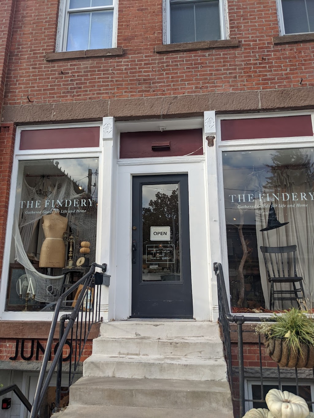 The Findery | 110 Main St, Canton, CT 06019 | Phone: (860) 301-0153