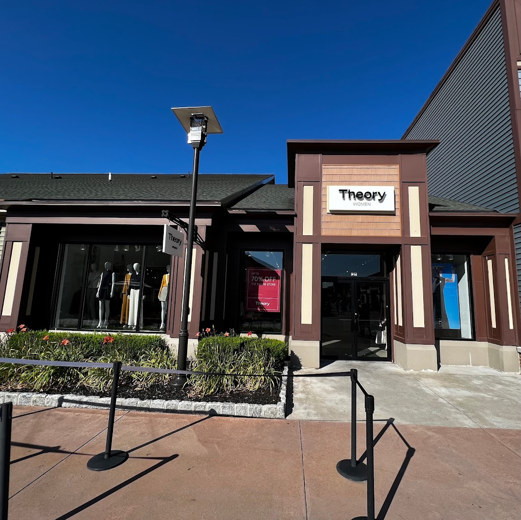 Theory Women Woodbury Outlet | 912 Adirondack Way, Central Valley, NY 10917 | Phone: (845) 928-1130