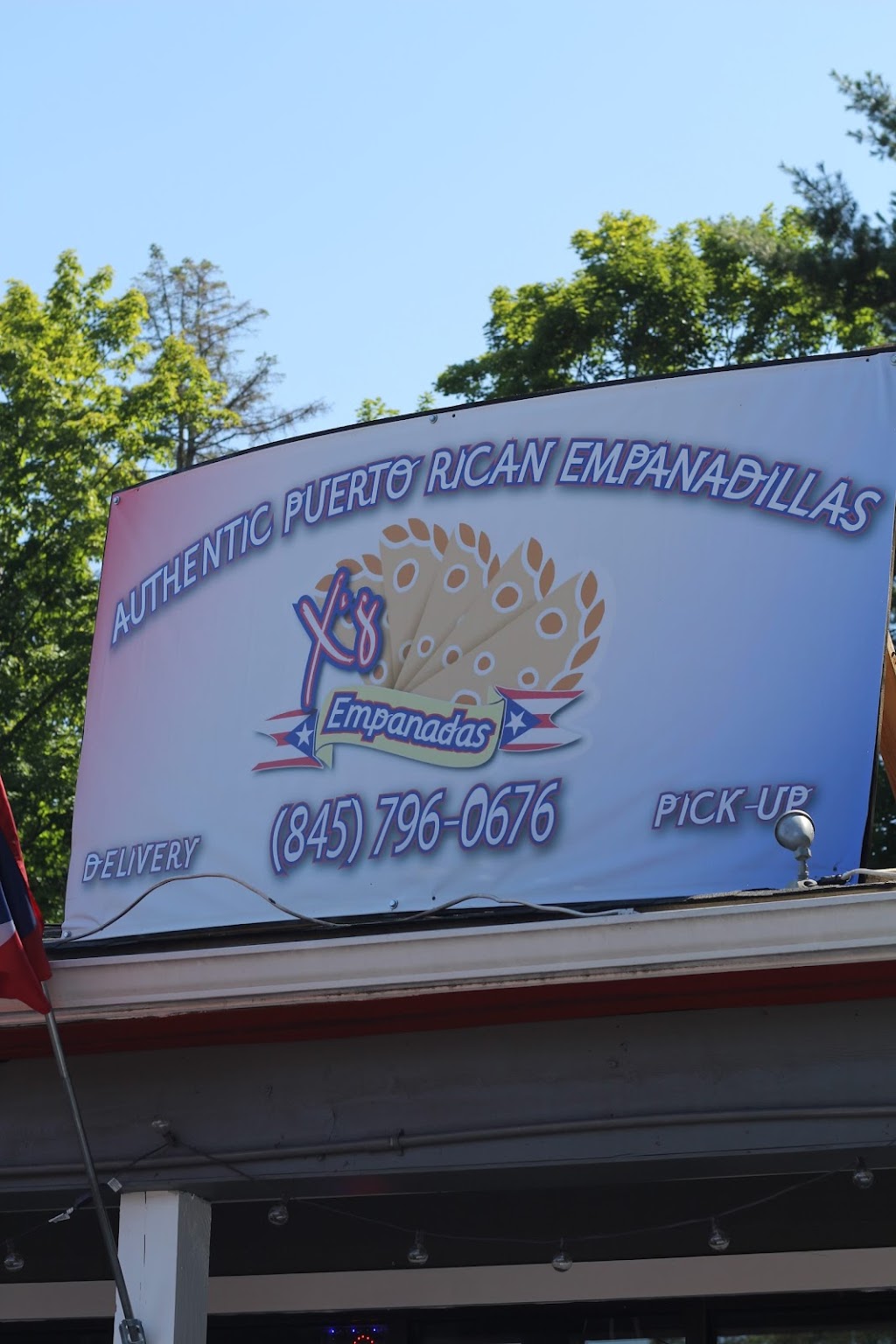 X’s Empanadas | 46 Forestburgh Rd, Monticello, NY 12701 | Phone: (845) 796-0676