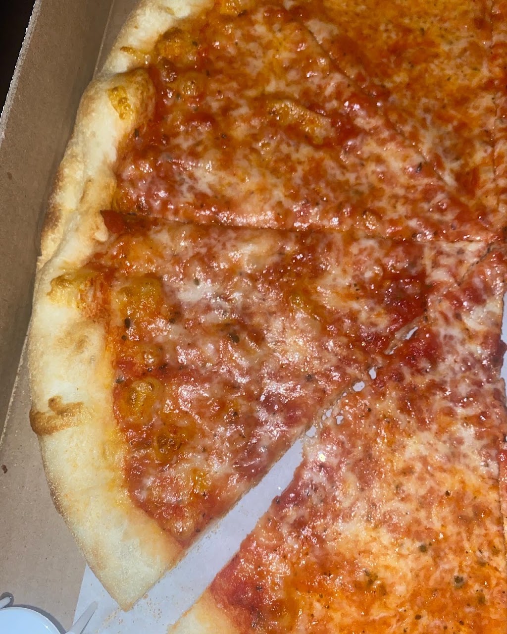 Lorettas Pizza | 3276 Layton Ave, The Bronx, NY 10465 | Phone: (718) 931-5511