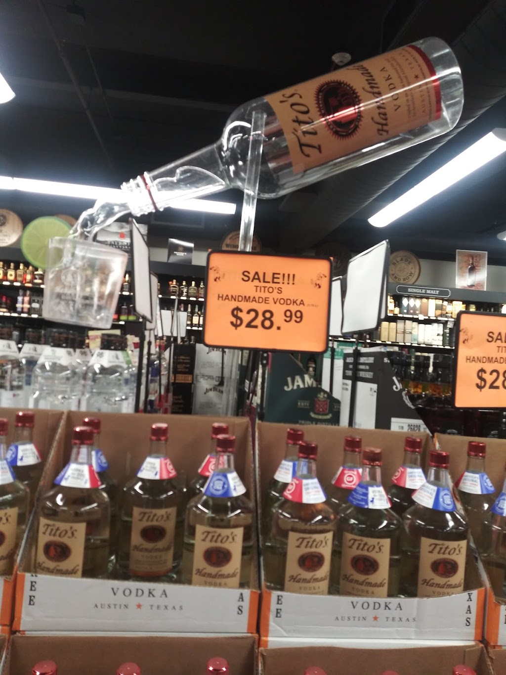 Cappys Warehouse Wine & Spirits | 670 Merrick Rd, Lynbrook, NY 11563 | Phone: (516) 256-0444