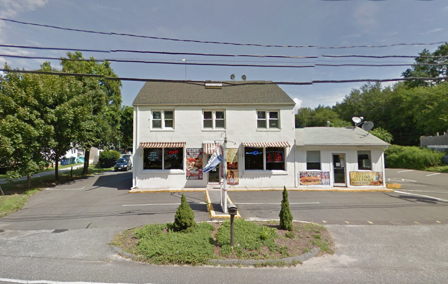 Teddys Old Lyme Pizza Palace | 264 Shore Rd, Old Lyme, CT 06371 | Phone: (860) 434-1517