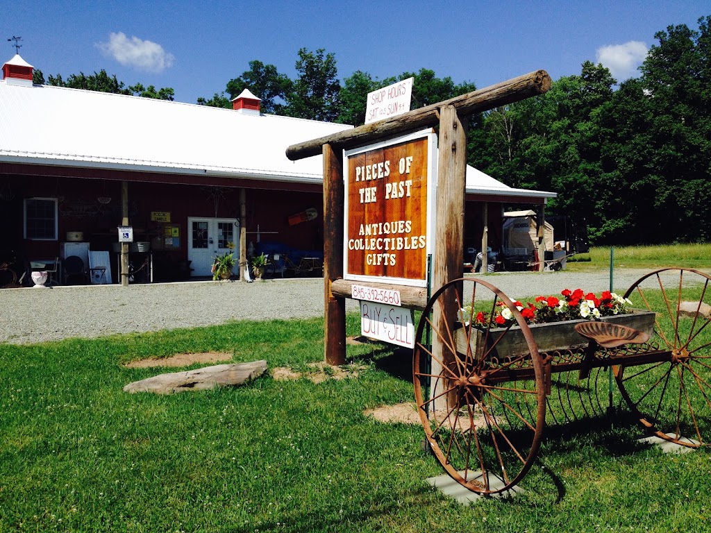 Pieces of the Past Antiques | 518 Twin Rocks Rd route 191, Newfoundland, PA 18445 | Phone: (845) 392-5660