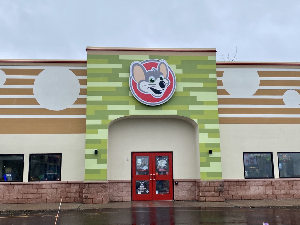 Chuck E. Cheese | 82 Buckland St, Manchester, CT 06040 | Phone: (860) 649-3857