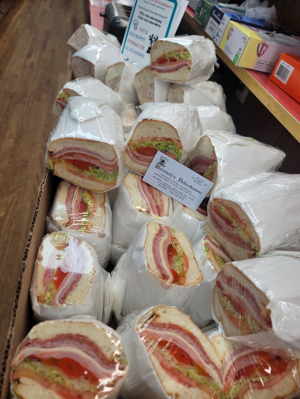 Weinischs Deli | 306 Maple Ave, Smithtown, NY 11787 | Phone: (631) 360-8405