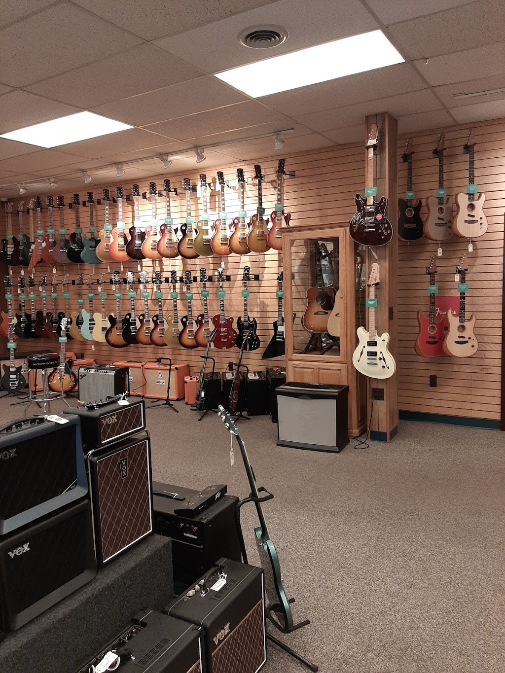 Russo Music Hamilton | 1989 Arena Dr, Hamilton Township, NJ 08610 | Phone: (609) 888-0620