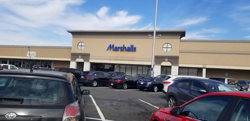 Marshalls | 76 Rockland Plaza, Nanuet, NY 10954 | Phone: (845) 623-7003
