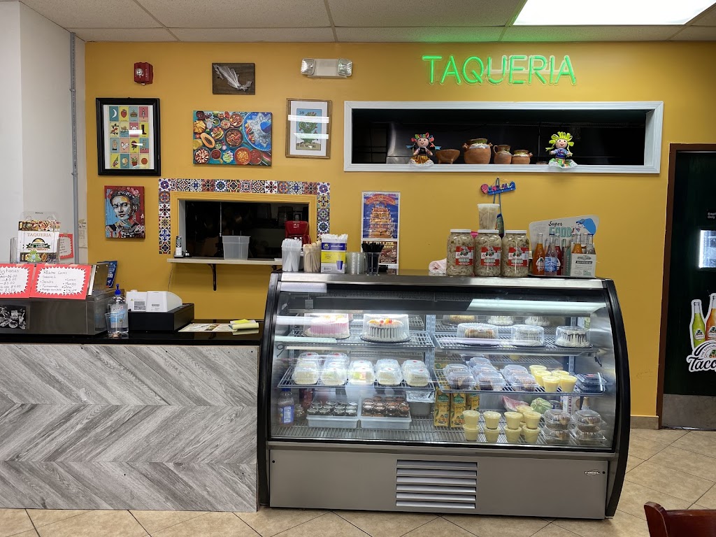 La Villita Supermarket & Taqueria | 617 12th St, Hammonton, NJ 08037 | Phone: (609) 270-7198