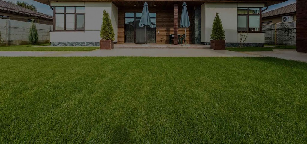 Green Carpet Lawn Care LLC | 216 Field Rd, Somers, CT 06071 | Phone: (860) 871-1025