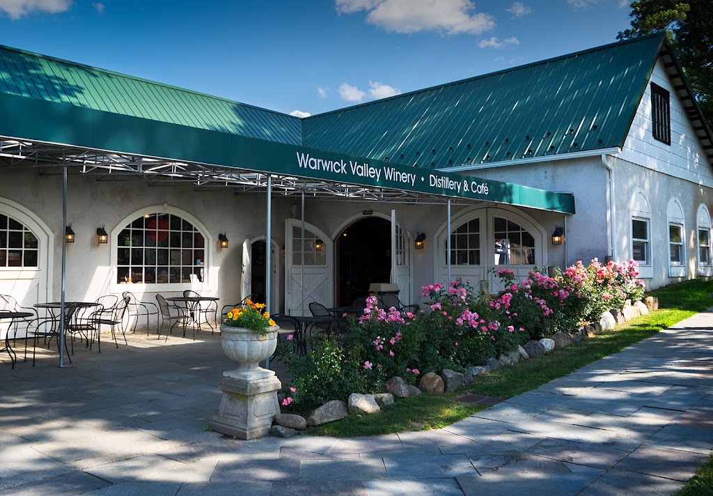 Warwick Valley Winery & Distillery | 114 Little York Rd, Warwick, NY 10990 | Phone: (845) 258-4858