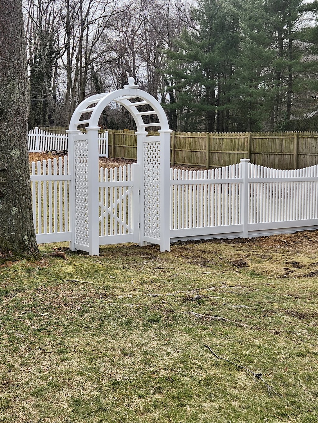 Liberty Fence & Railing Suffolk County Display Center | at Bubba’s Garden, 638 Larkfield Rd, East Northport, NY 11731 | Phone: (631) 864-3354