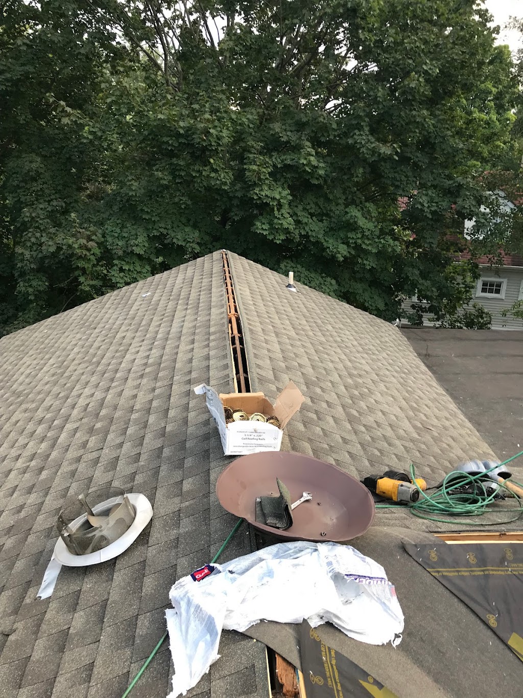 A1 Dependable NJ Roofing Chimney Gutter Masonery | 4 Redfield Village Dr apt c2, Metuchen, NJ 08840 | Phone: (201) 290-2289
