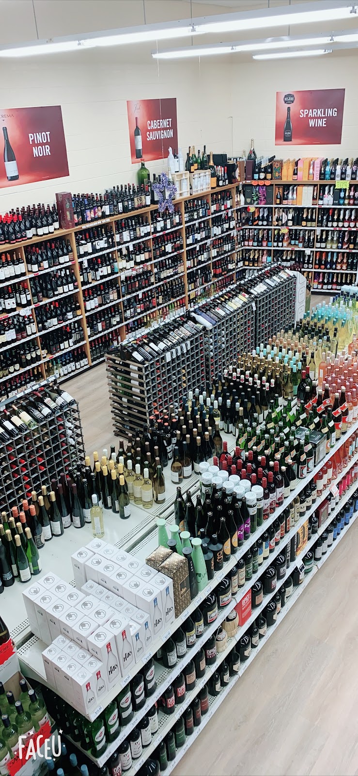 Winemasters Liquor Mart | 499 W Main St, Babylon, NY 11702 | Phone: (631) 669-0049