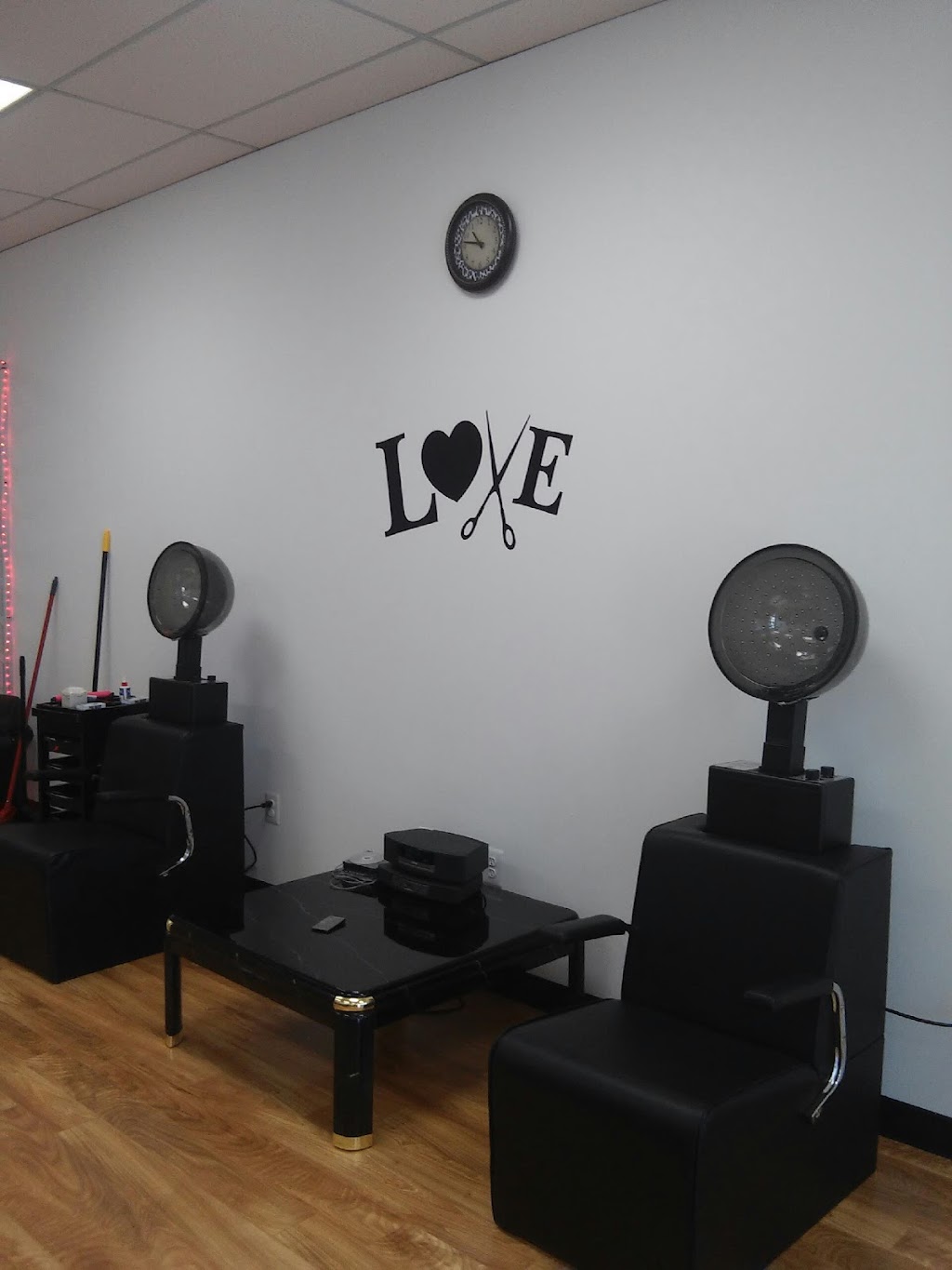 Love My Hair Salon | 21 Sunnybrae Blvd, Hamilton Township, NJ 08620 | Phone: (609) 981-7888