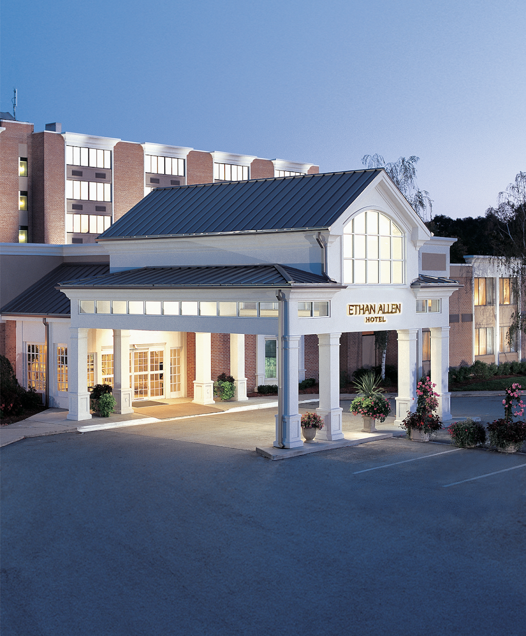 Ethan Allen Hotel | 21 Lake Ave Ext, Danbury, CT 06811 | Phone: (203) 744-1776